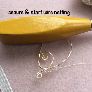 wire-netting-cabochon-connnection-003