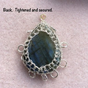 wire-netting-cabochon-connnection-008