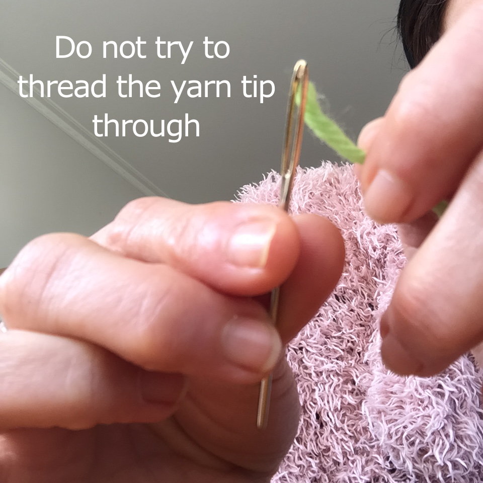 Simple Hack for Threading a Yarn Needle 