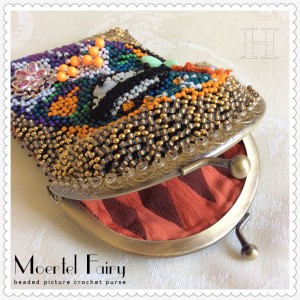 Moertel Fairy purse; beaded picture crochet (lining)