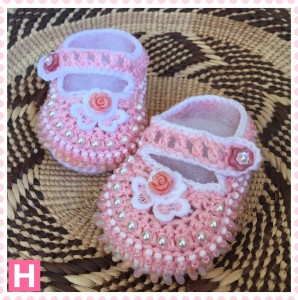 pink flower baby shoes-001