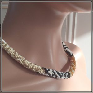 black white brown necklace CH0402-005