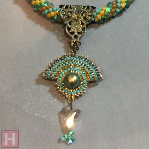 crochet necklace aztec 002